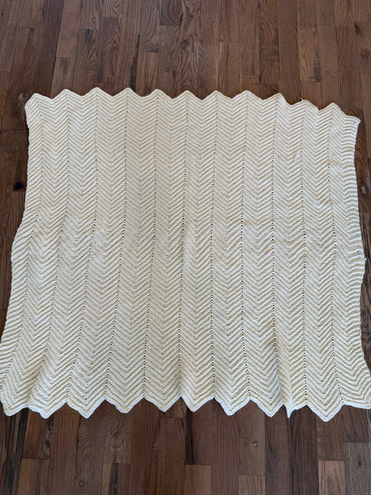 Cream zig zag Lap Afghan