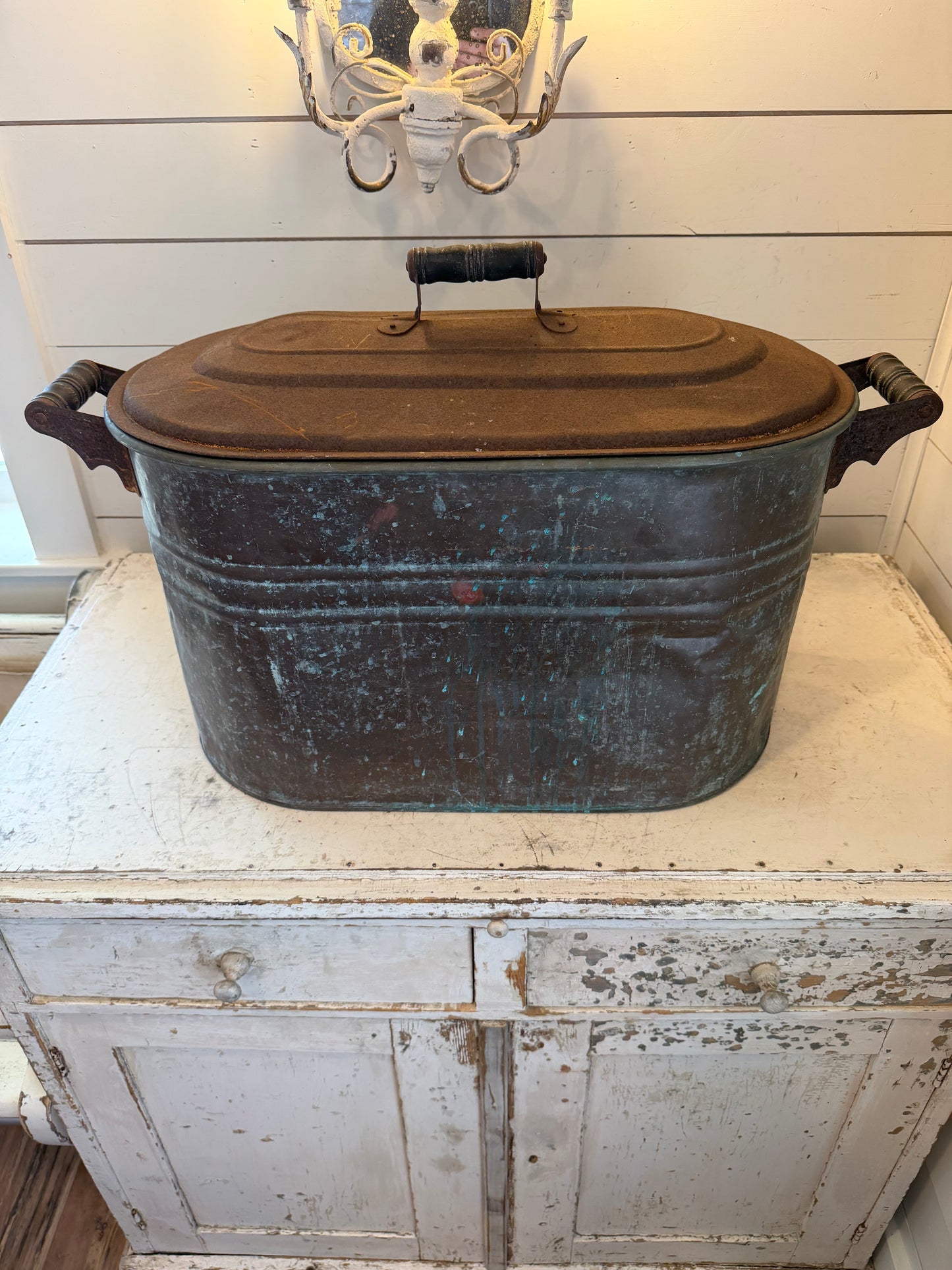Antique copper boiler wash tub with tin lid