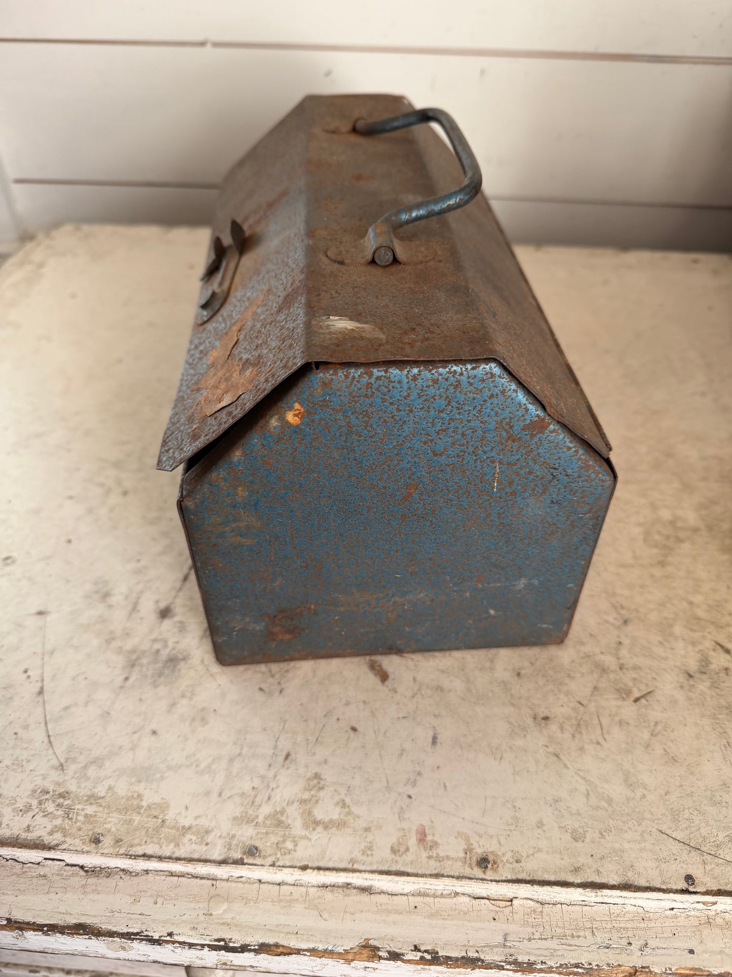 Vintage Blue Toolbox with sliding clasp