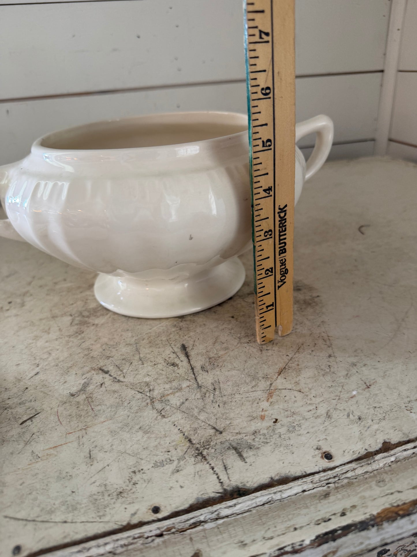Vintage USA Pottery White Soup Tureen -missing spoon-