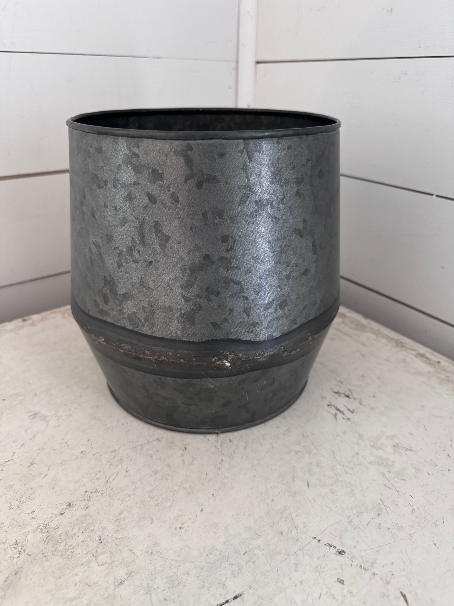 Galvanized brass welded planter