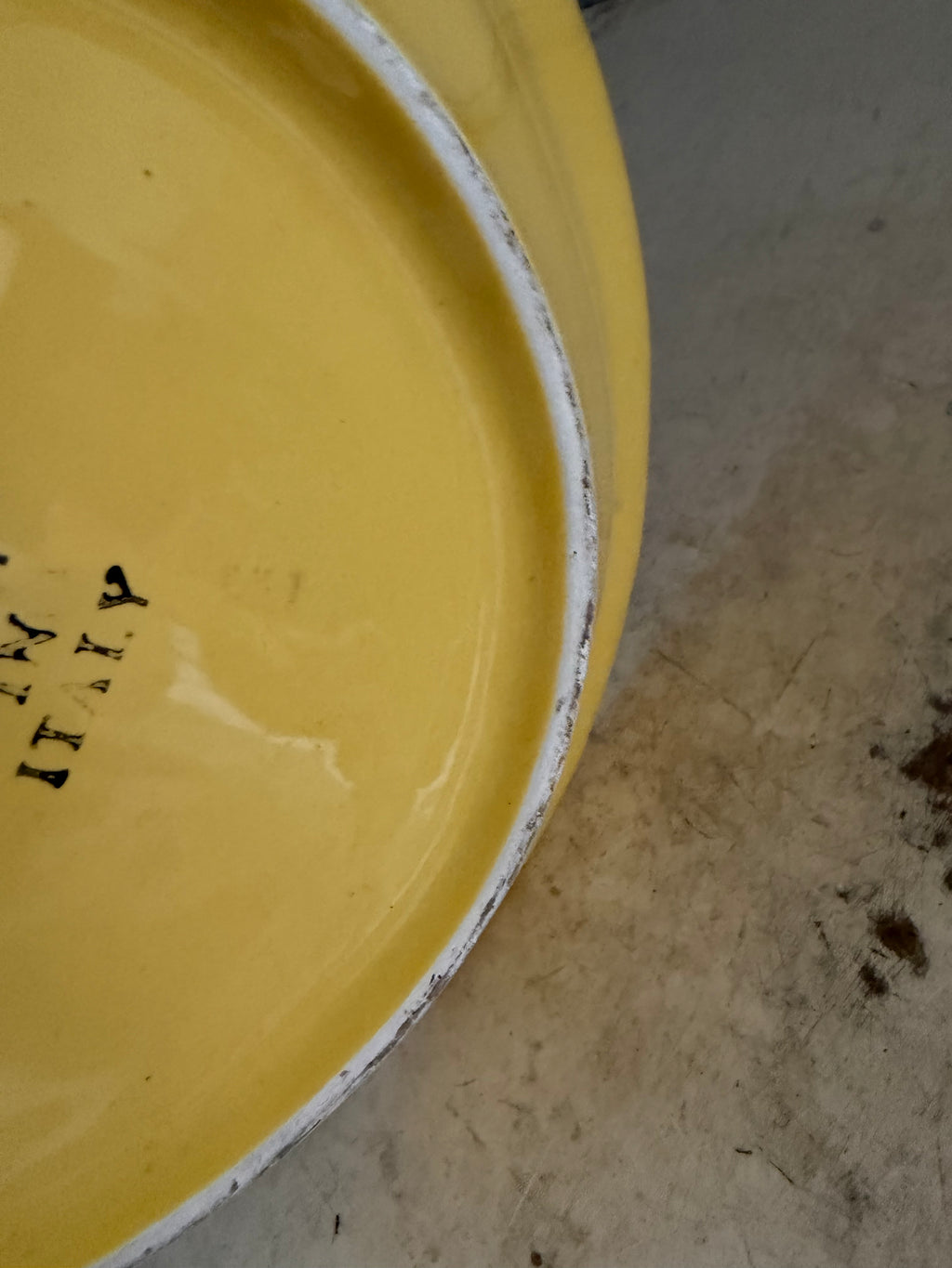 Tuscan hand-painted bowl made in Italy