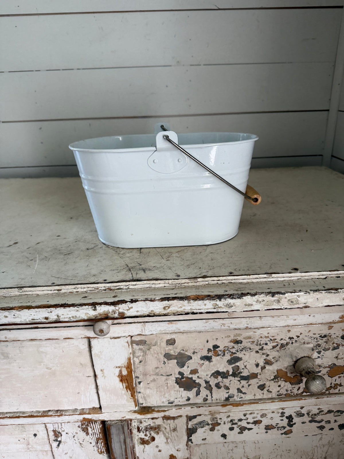 White Oval Enamel Bucket - Will Get Makeover
