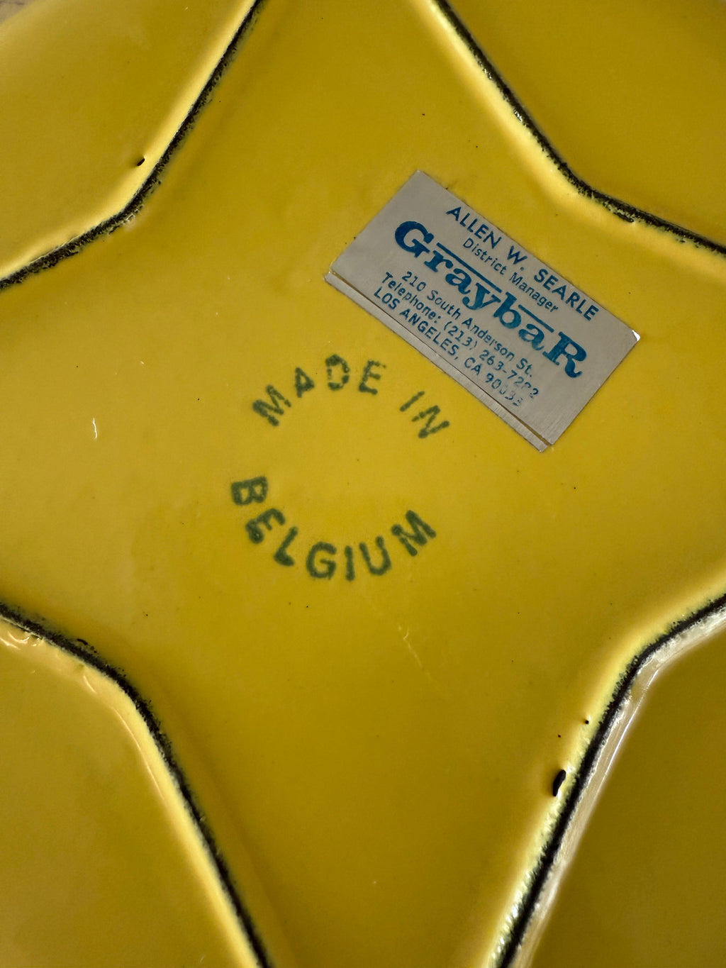 Gray Bar, Yellow Enameled, Cast-Iron Baker Belgium