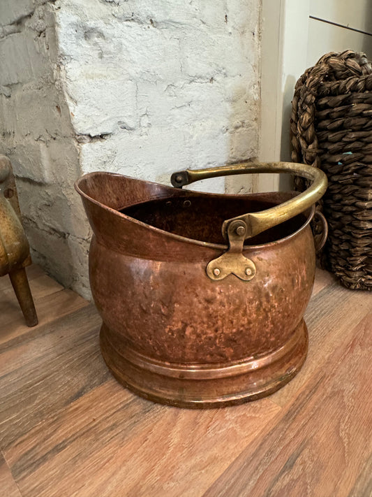 Large Antique 1850’s Copper Coal Scuttle with Dovetail Seam Wood bottom