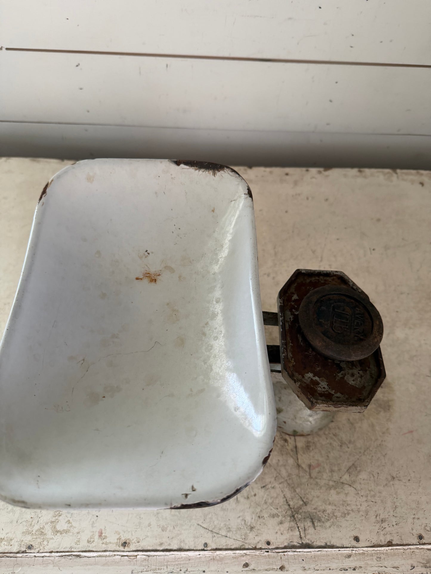 Cast Vintage Scale with weights and enamel bowl