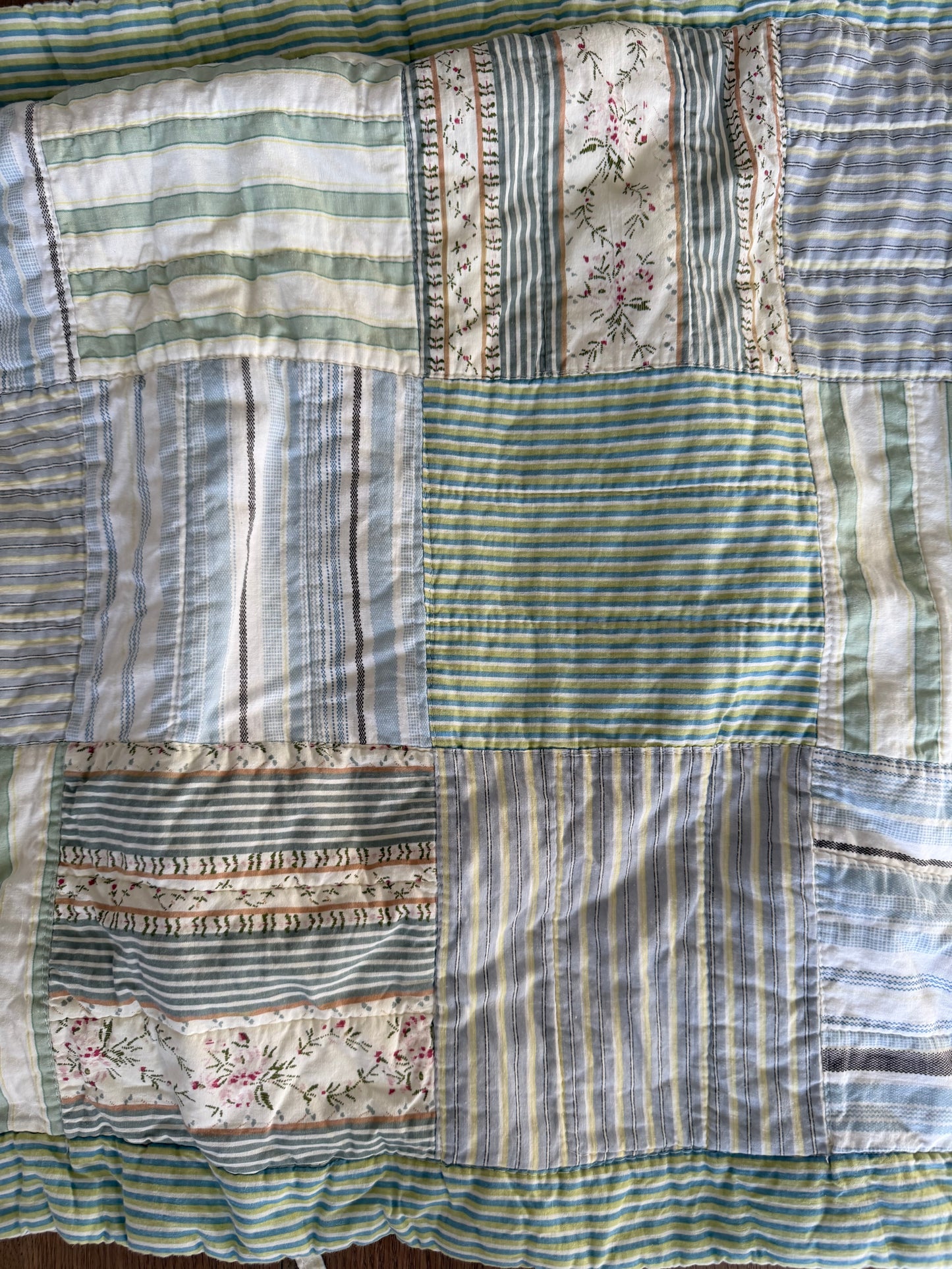 Blue & Green Square Style Quilt with Pillow shams - queen Size