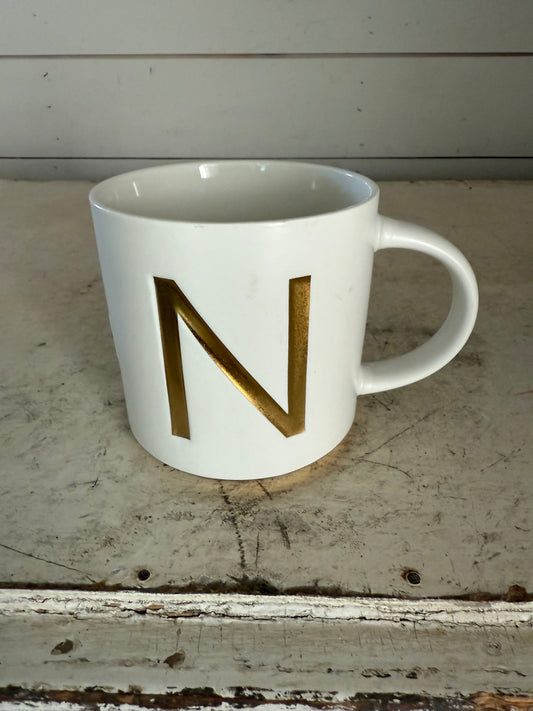 N mug