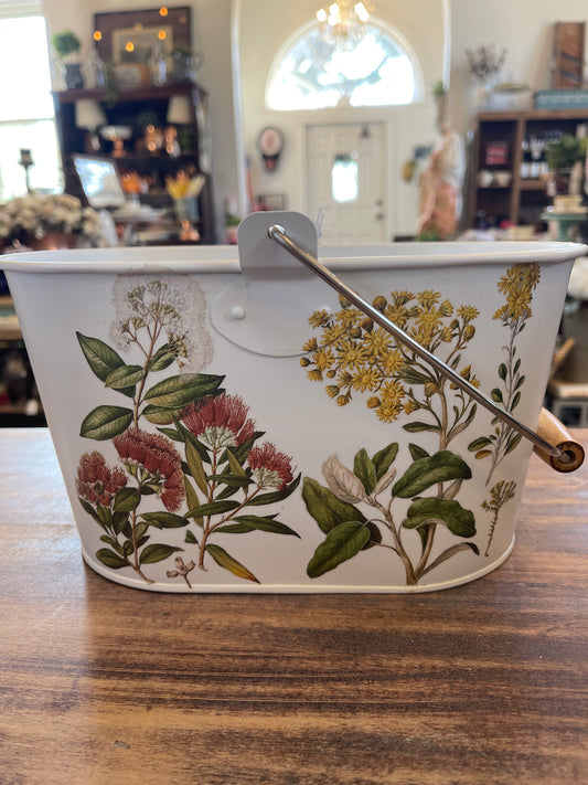 White Metal Cleaning Caddy with IOD Transfer Makeover