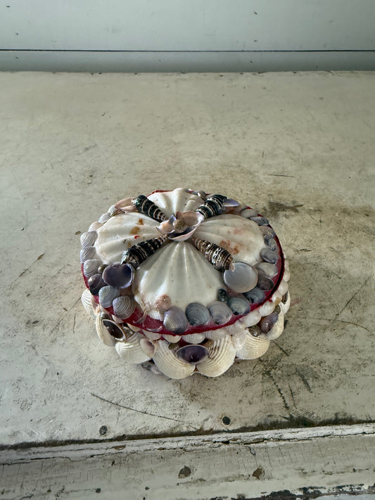 Vintage Shabby Sea Shell Trinket Box