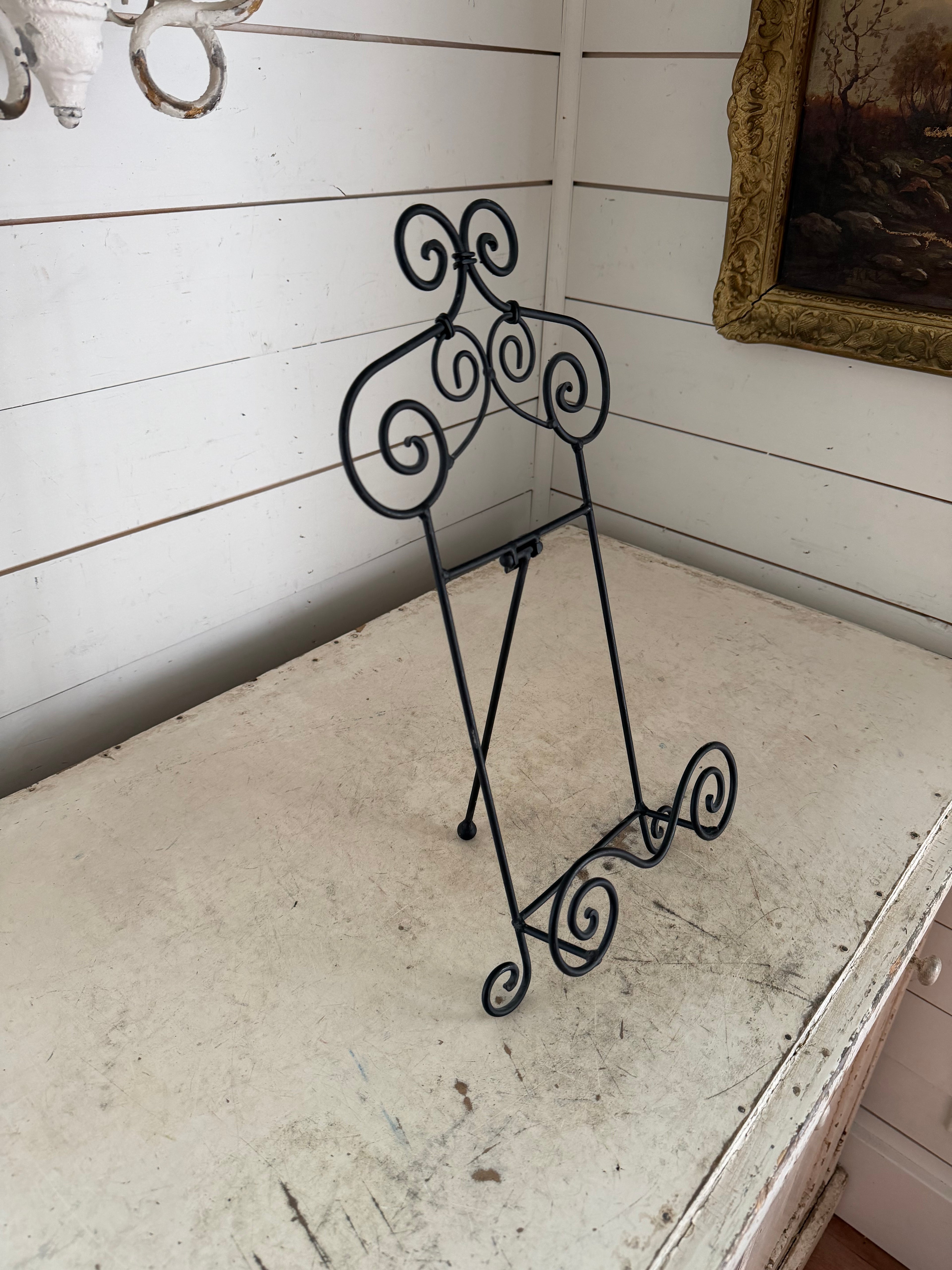 Large metal Easel