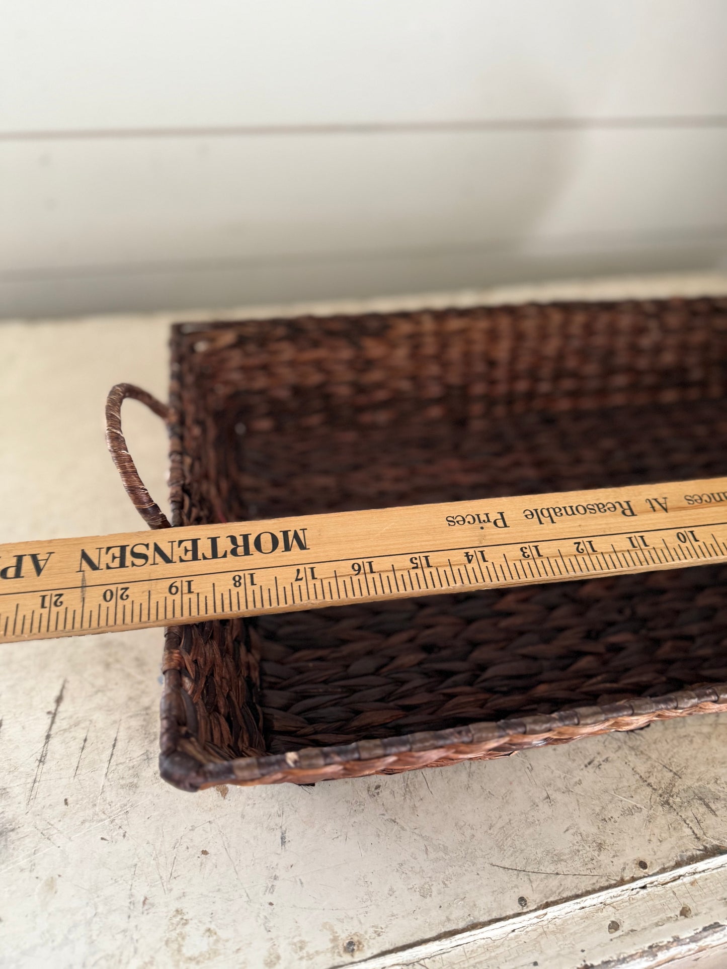 Woven tray with handles