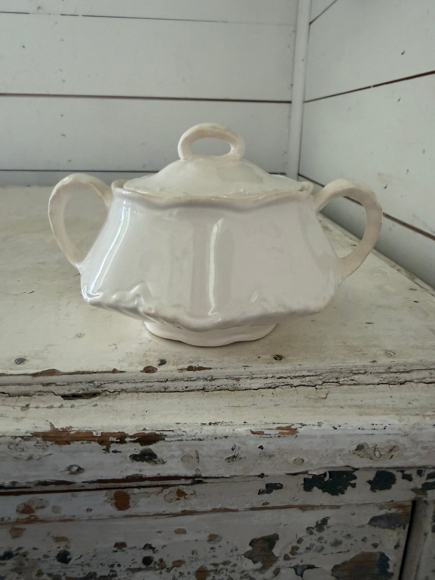 Vintage Homer Laughlin Double Handle Sugar Bowl with Lid.  White with delicate scalloping around the middle and handles and lid
