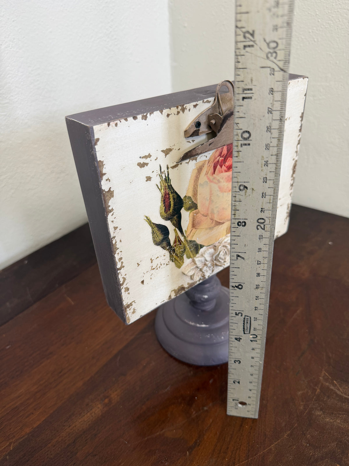 Hand Painted Photo Clip on turned base
