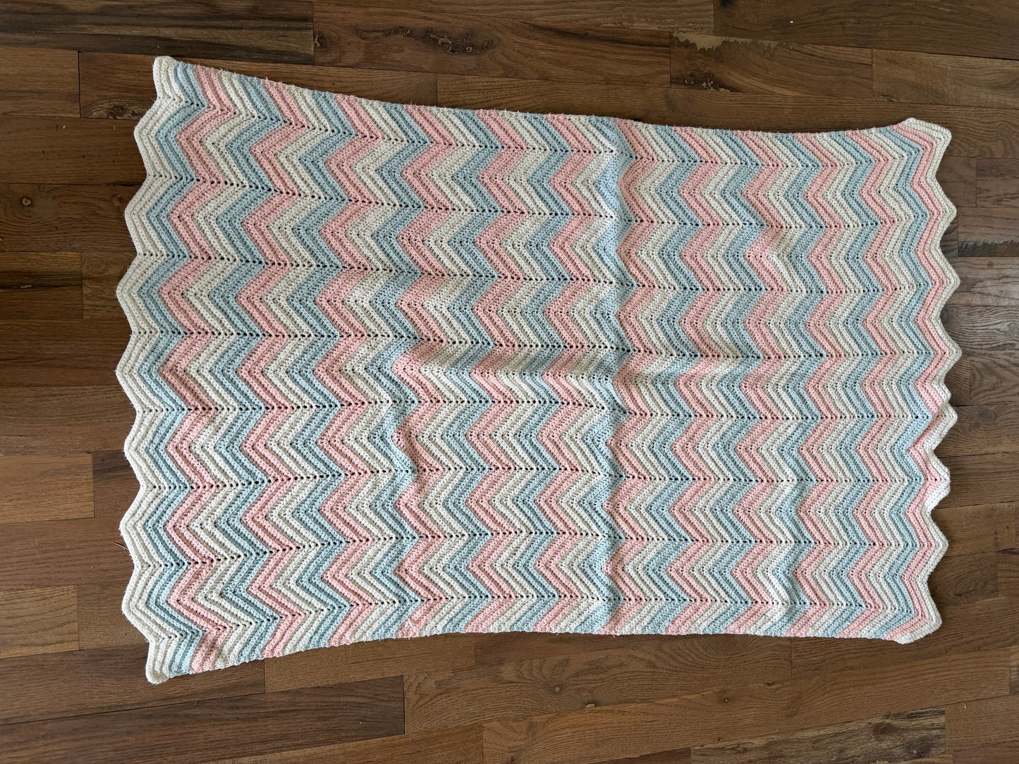 Zig Zag Baby Afghan
