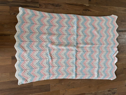 Zig Zag Baby Afghan