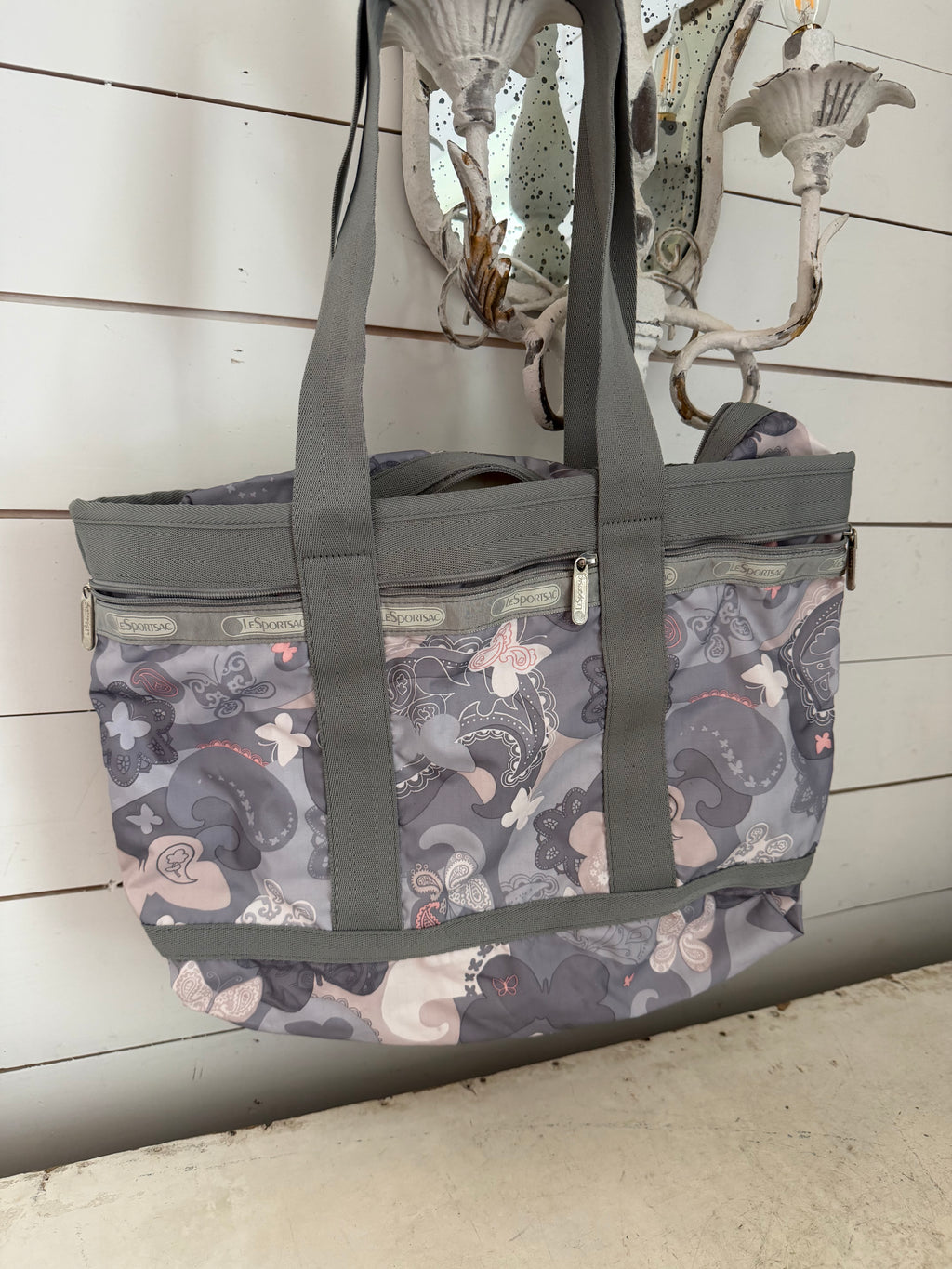 Lesportsac weekender bag