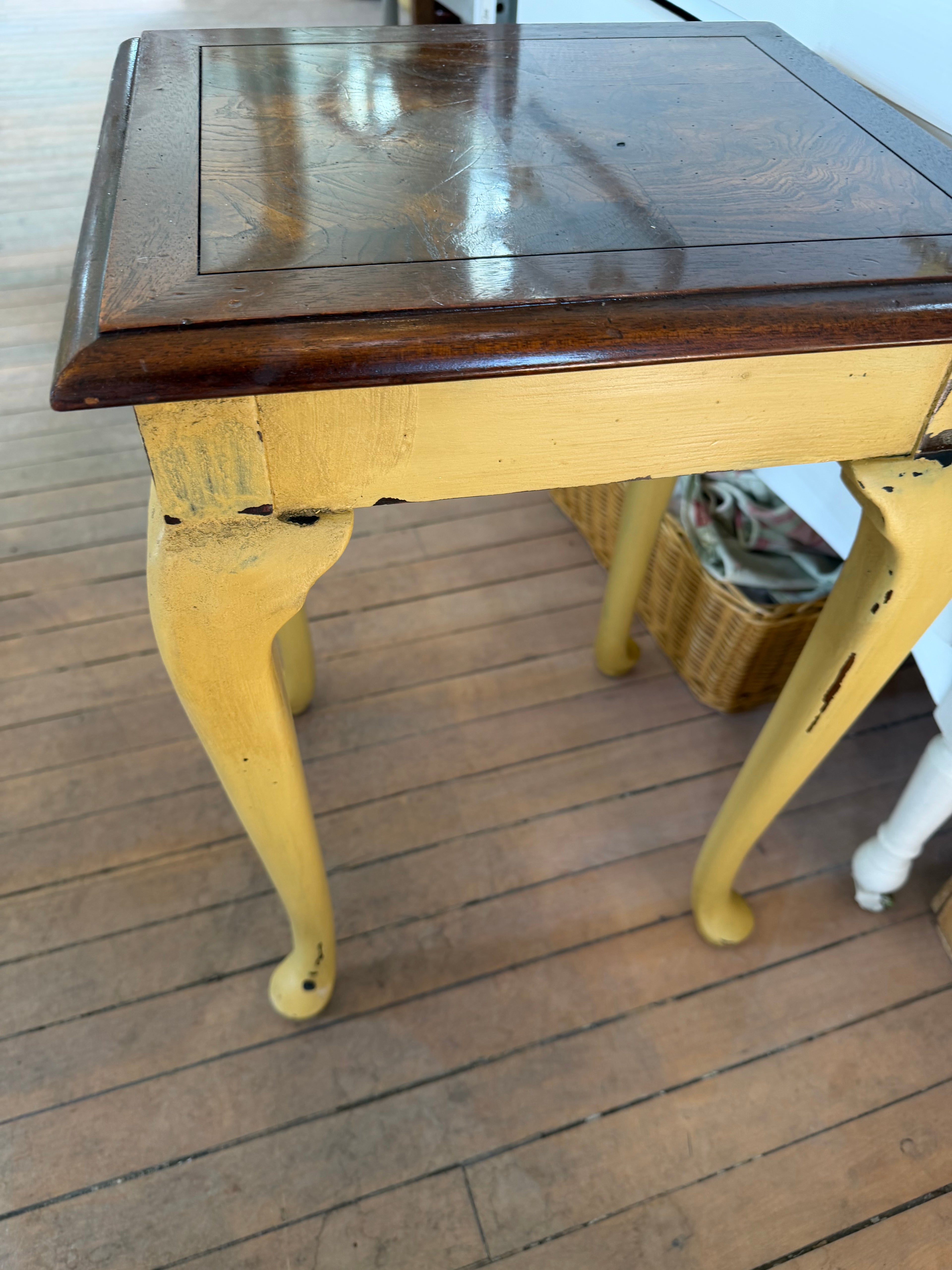 Vintage Queen Ann Style End Table - chippy milk paint 22” tall