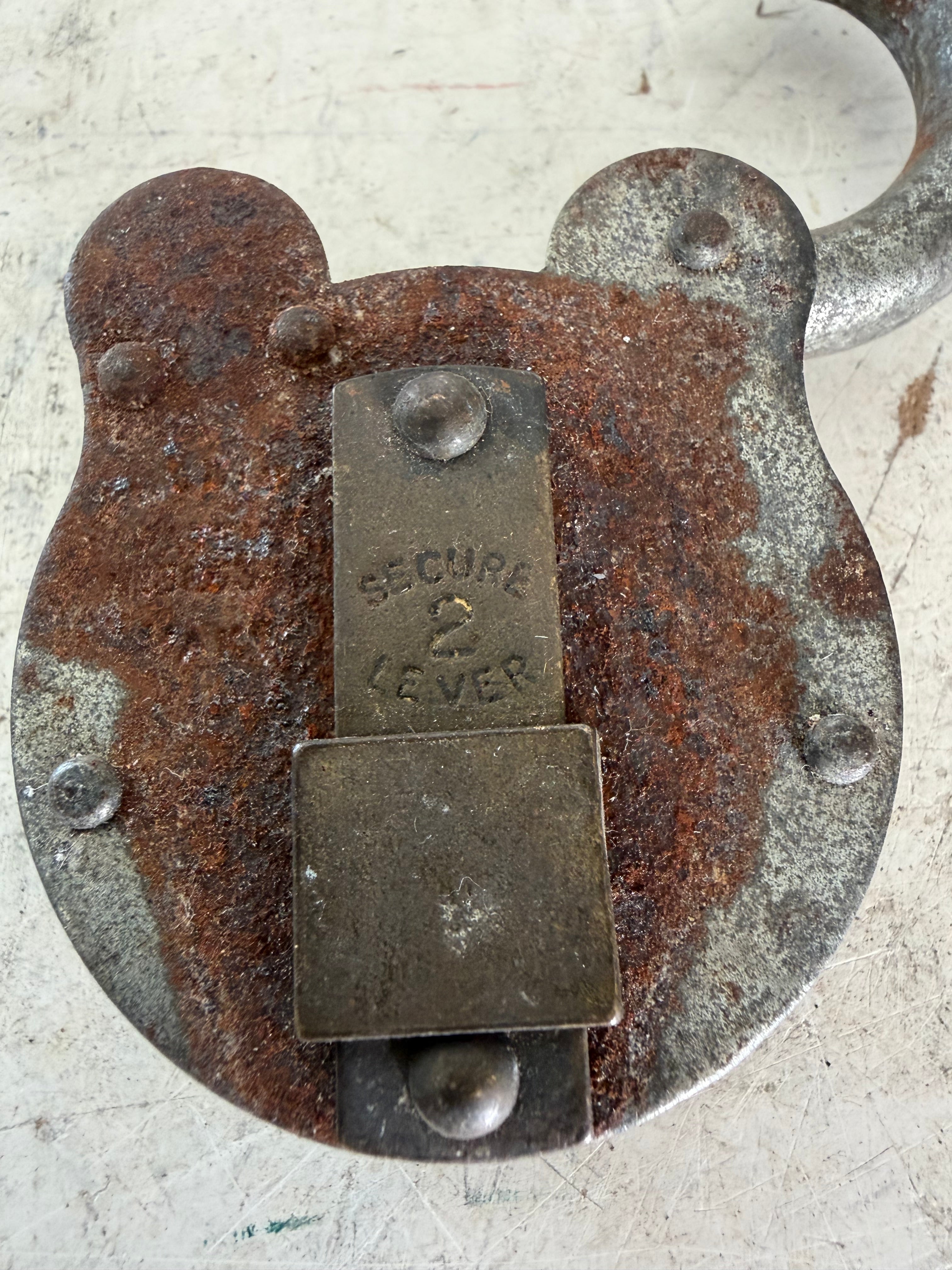Old English Padlock “Secure 2 Lever” - no key