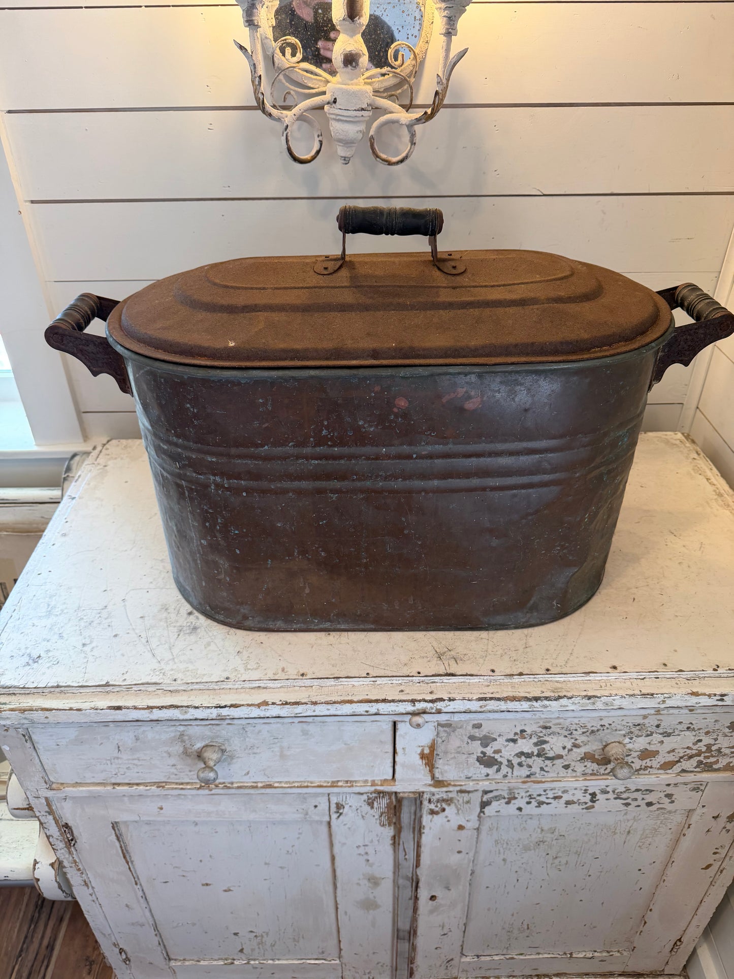 Antique copper boiler wash tub with tin lid