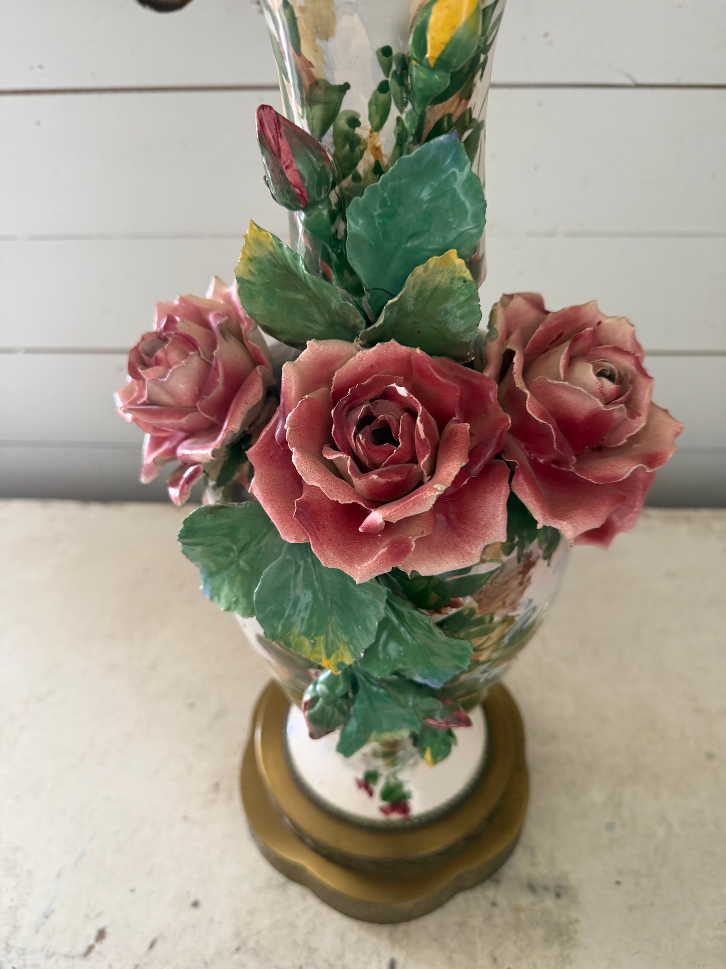 Vintage Capodimonte-style porcelain table lamp - Has Some Small Chips on Flowers