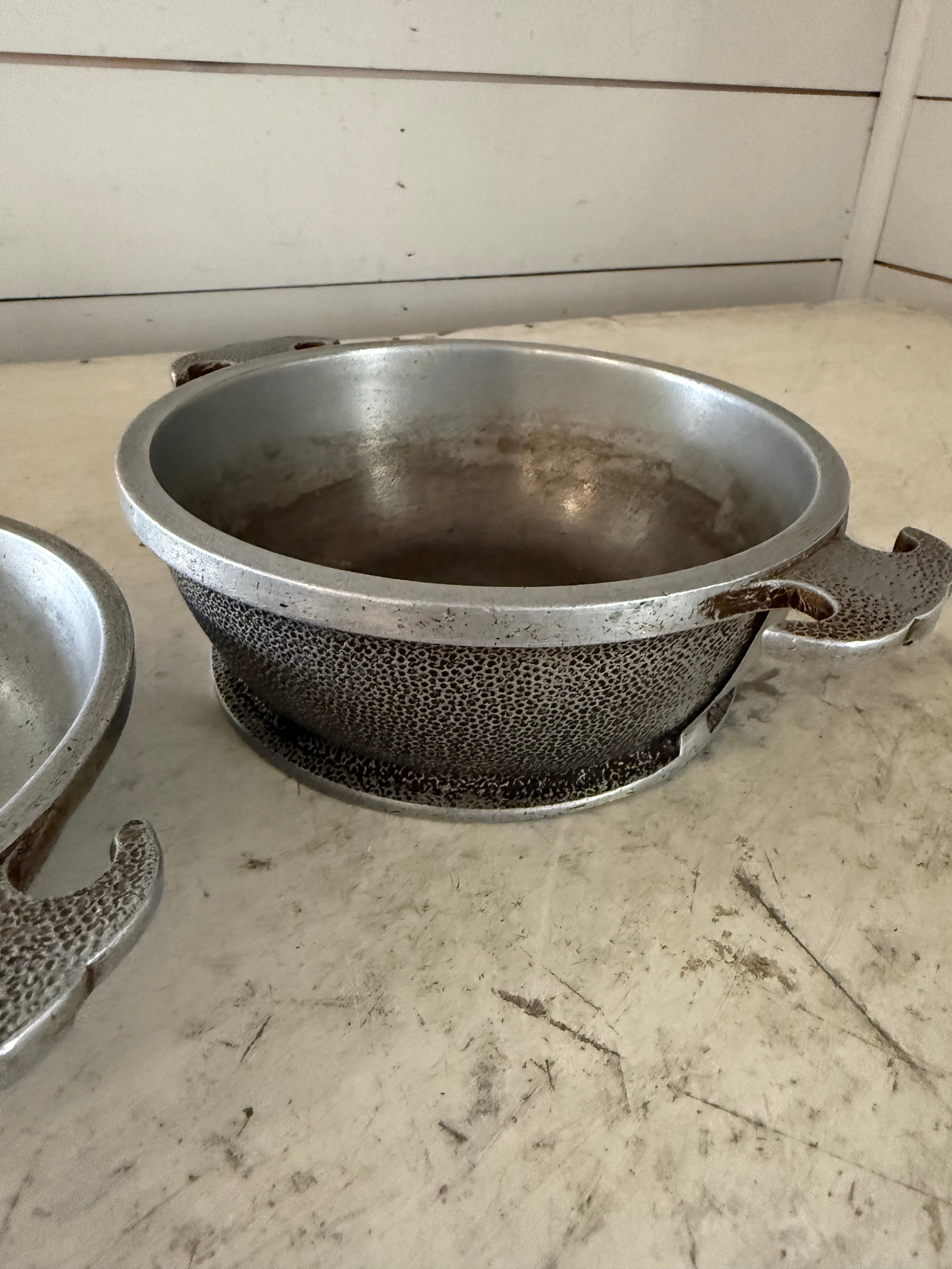 Vintage Guardian cookware set