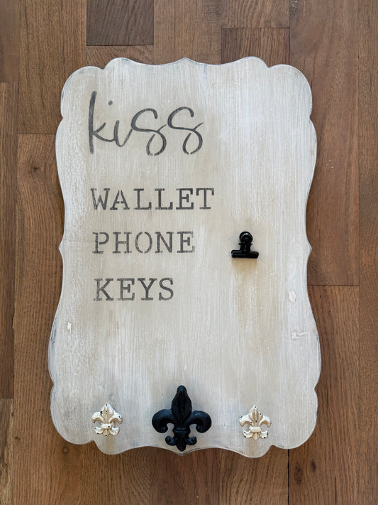 Kiss Wallet Phone Keys Sign