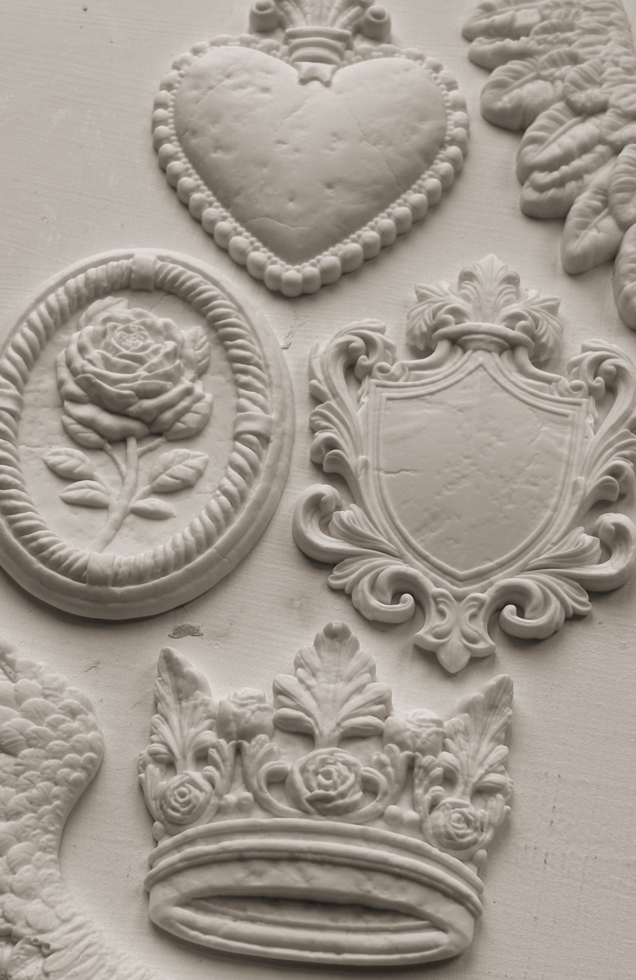 Heraldry | Mould | IOD Iron Orchid Designs