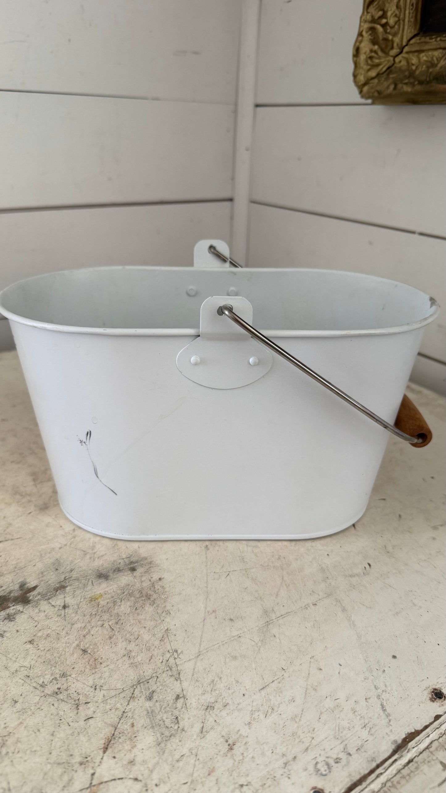 White bucket will get makeover