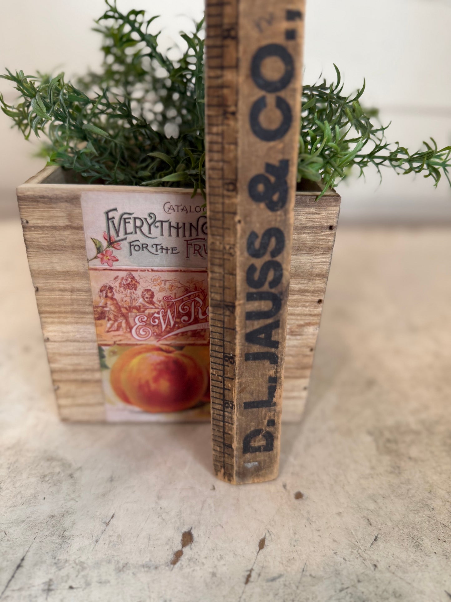 Vintage style fruit Box greenery not included