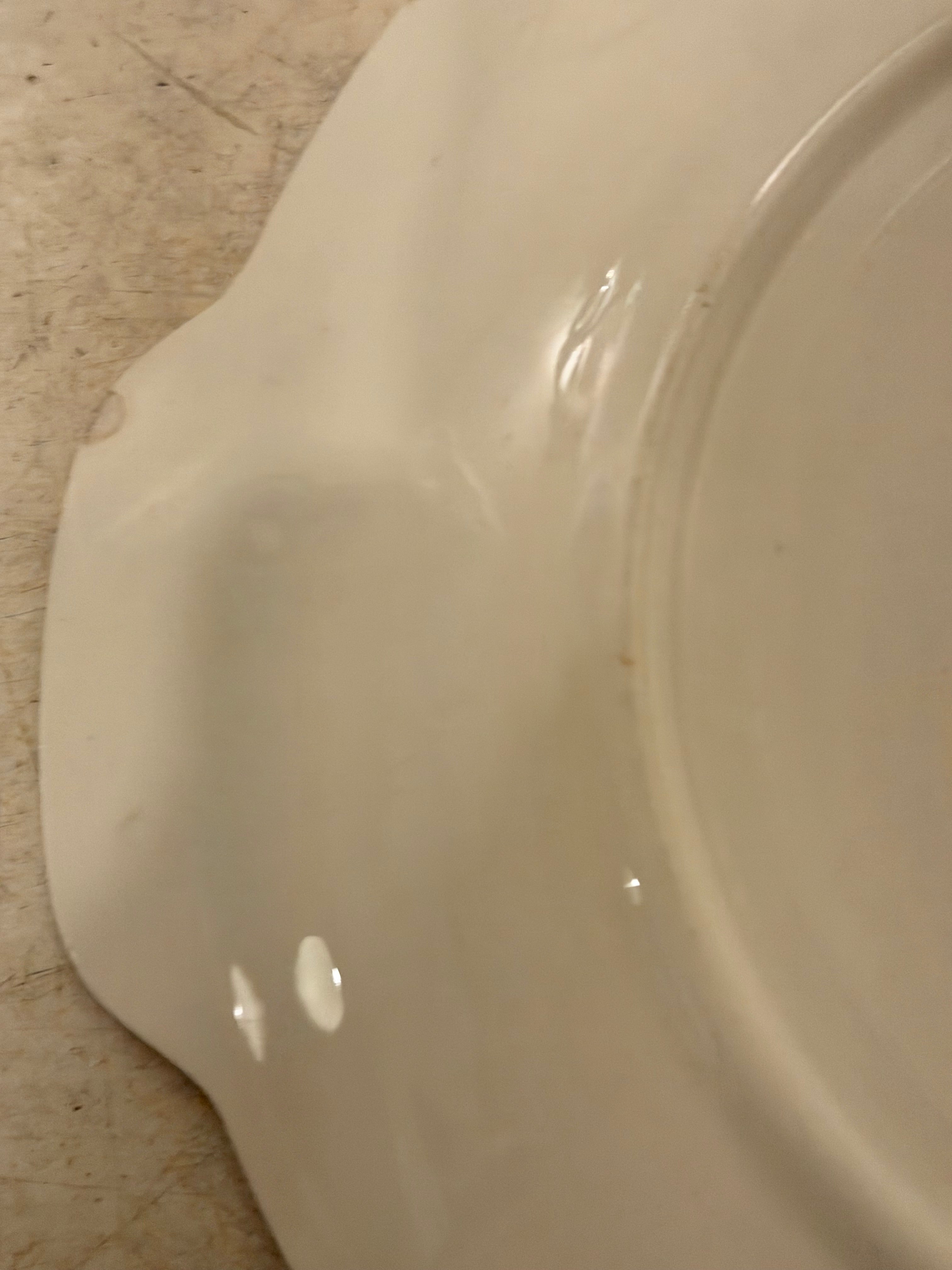 Royal China Inc. "Gold Lace" handled cake plate/oval platter with 22k gold trim with chip
