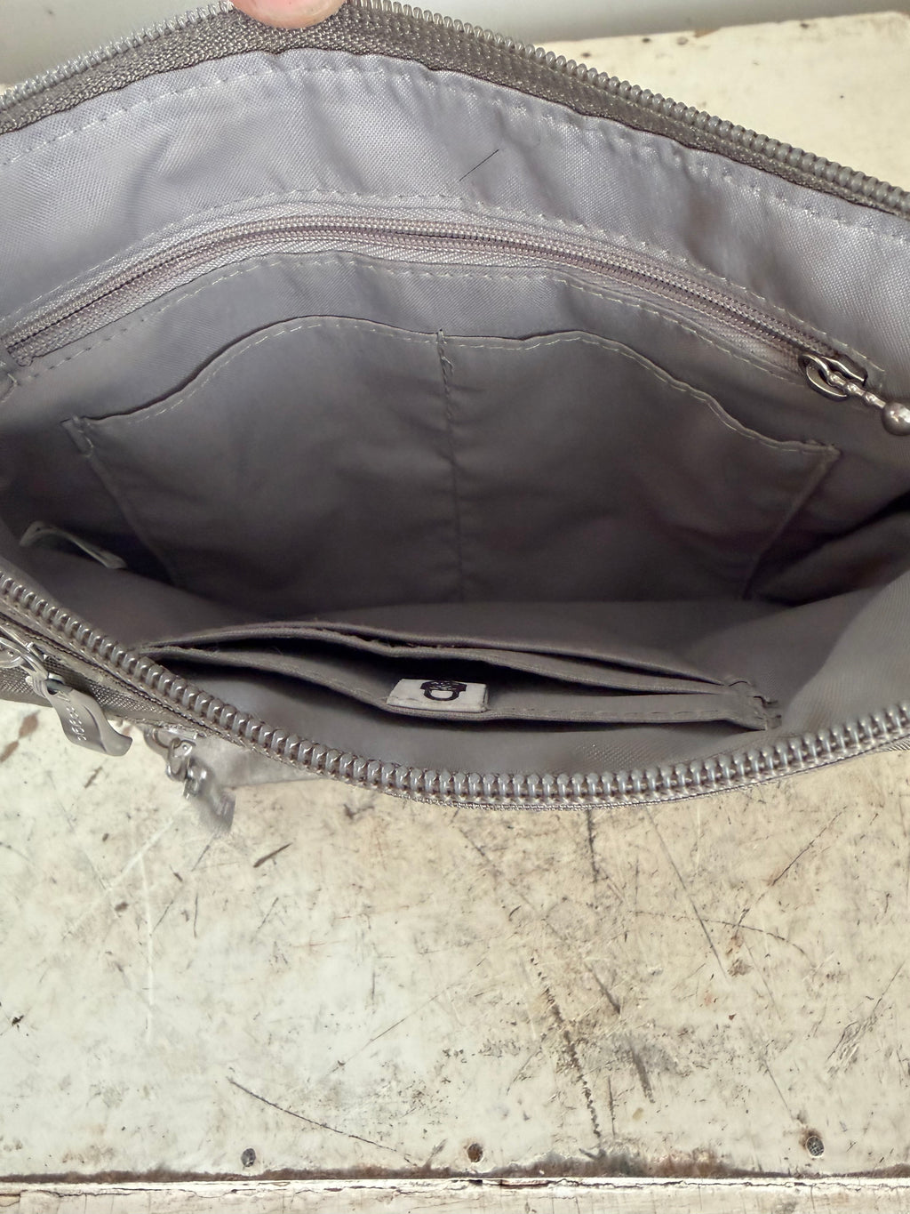 Baggallini Let’s Escape Cross Body Purse in neutral Gray - MISSING STRAP