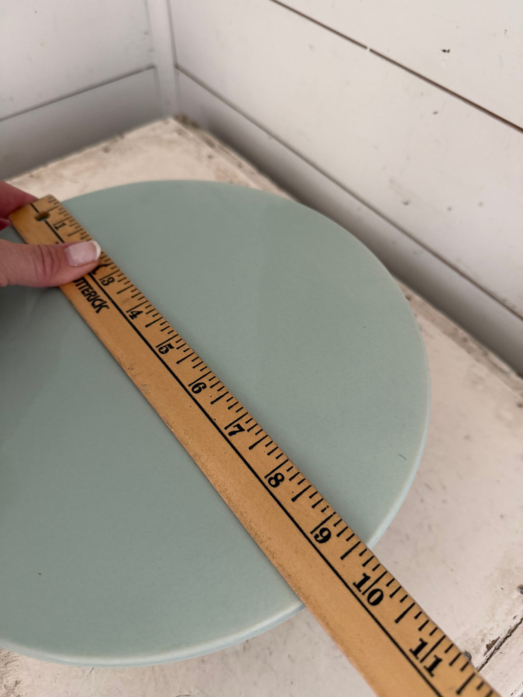Ceramic blue cake plate