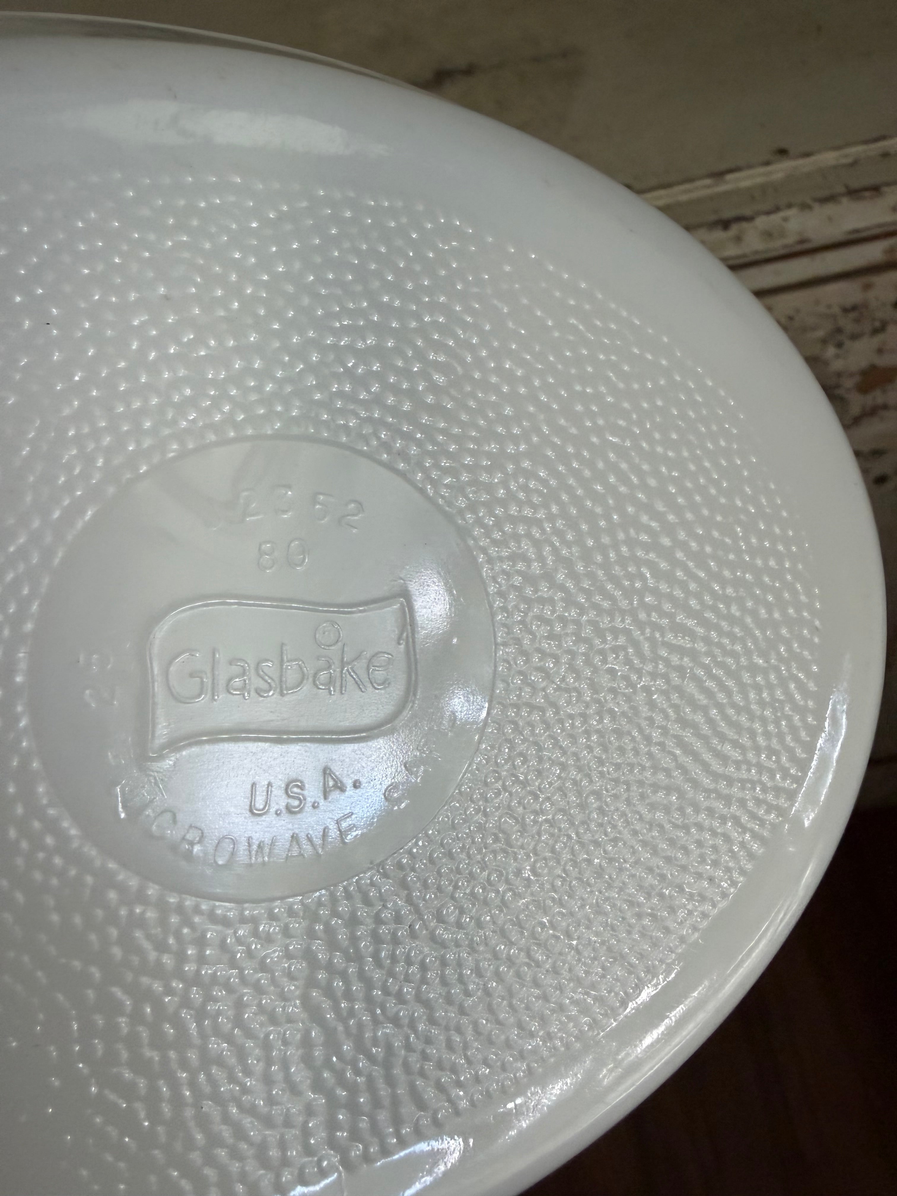 White milk class divided serving dish