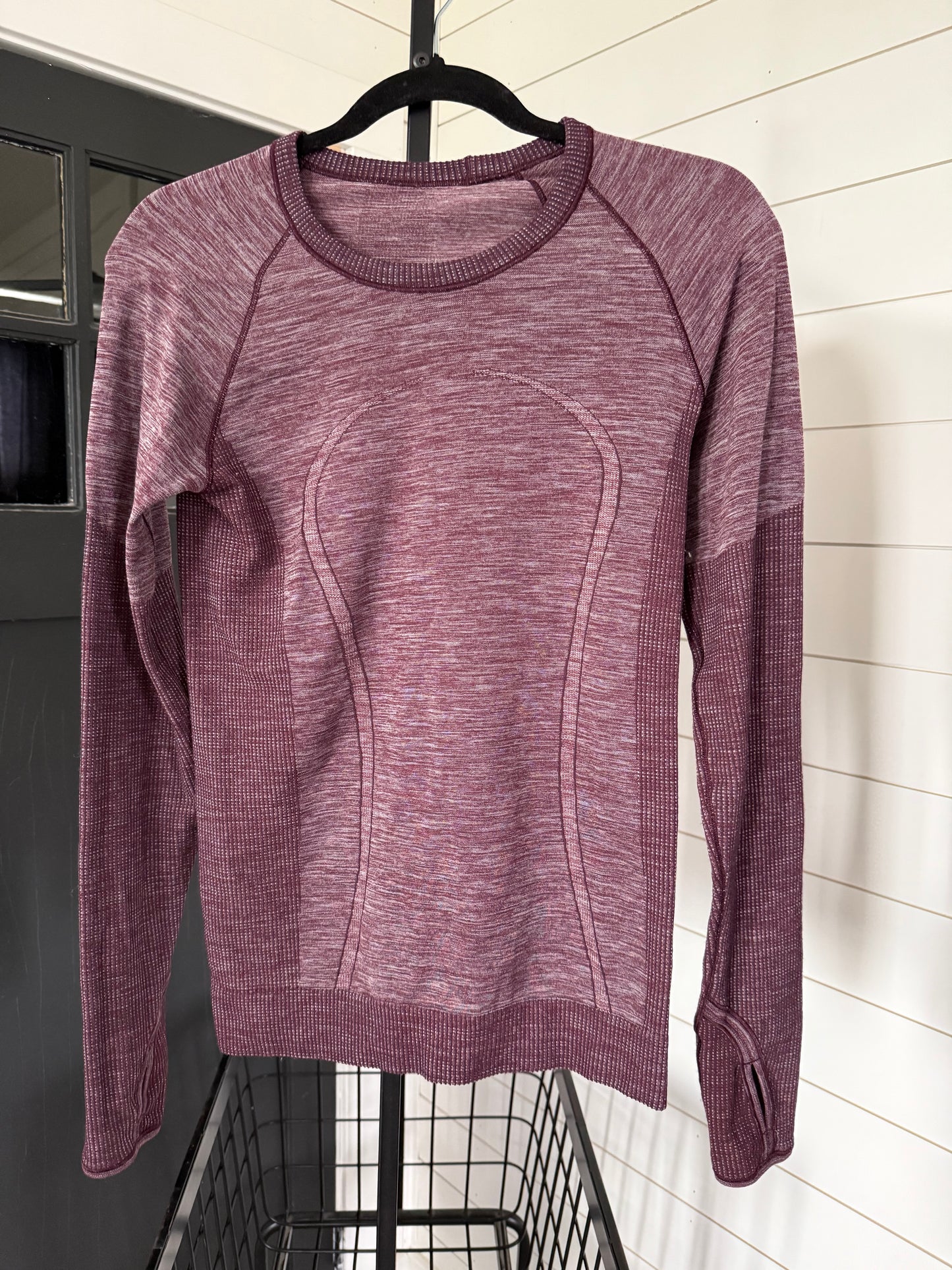 Lululemon Swiftly Tech Long-Sleeve Shirt 2.0 Hip Length Sz 8