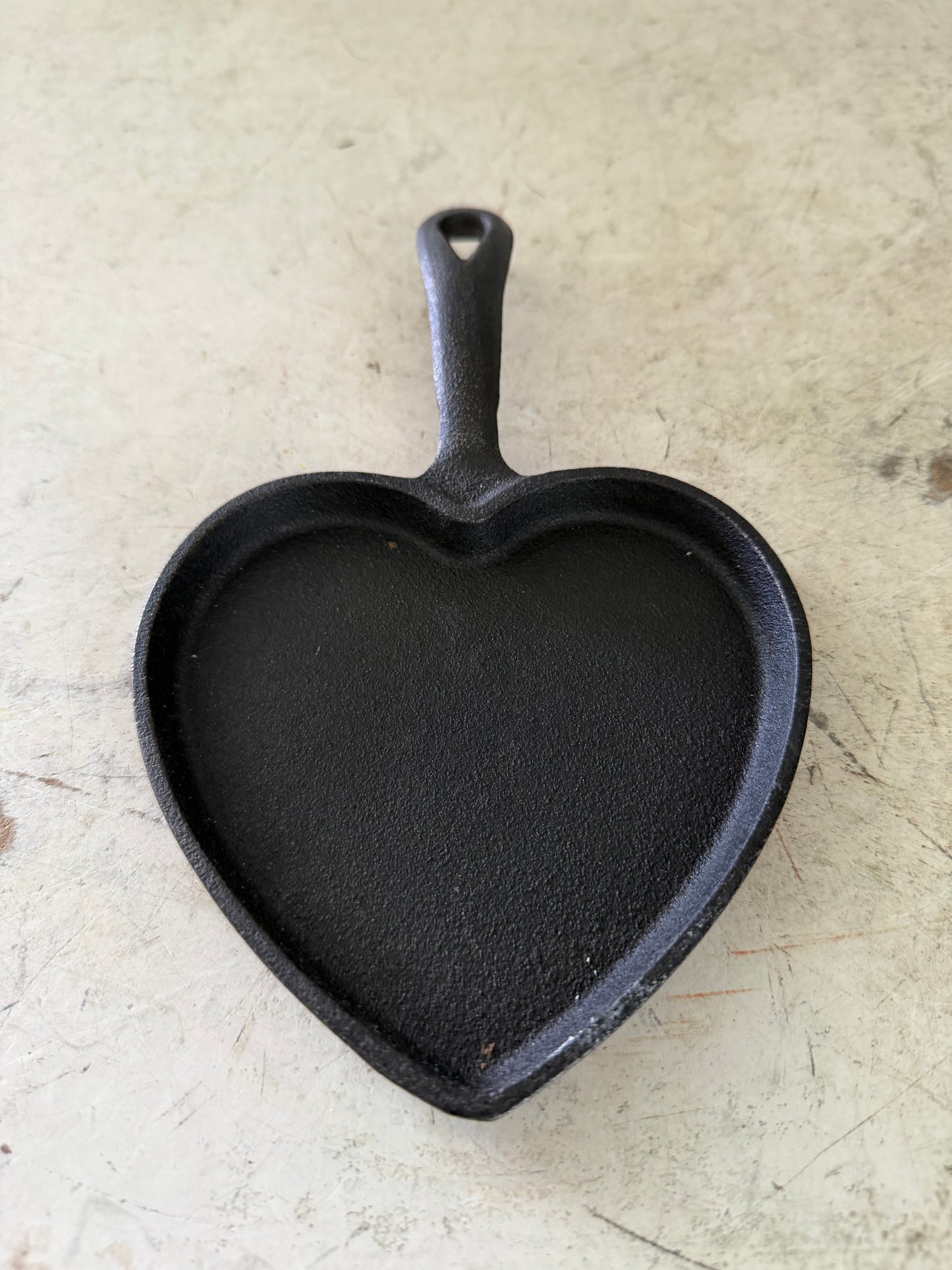 Heart shaped cast iron mini skillet