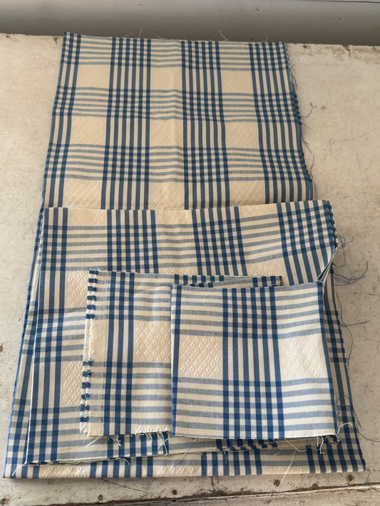 Vintage French Plaid Fabric Remnant