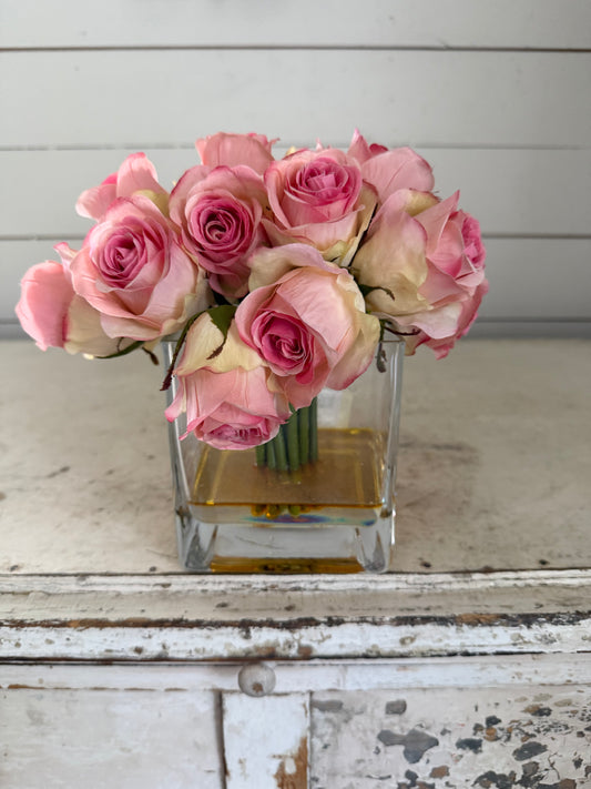 Roses and glass vase glass vase will get painted