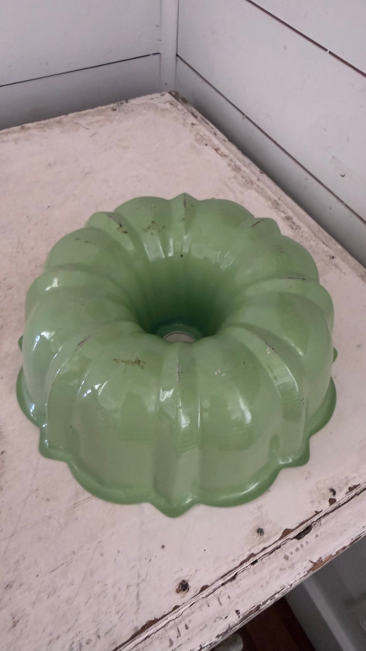 Vintage mint green Bundt pan