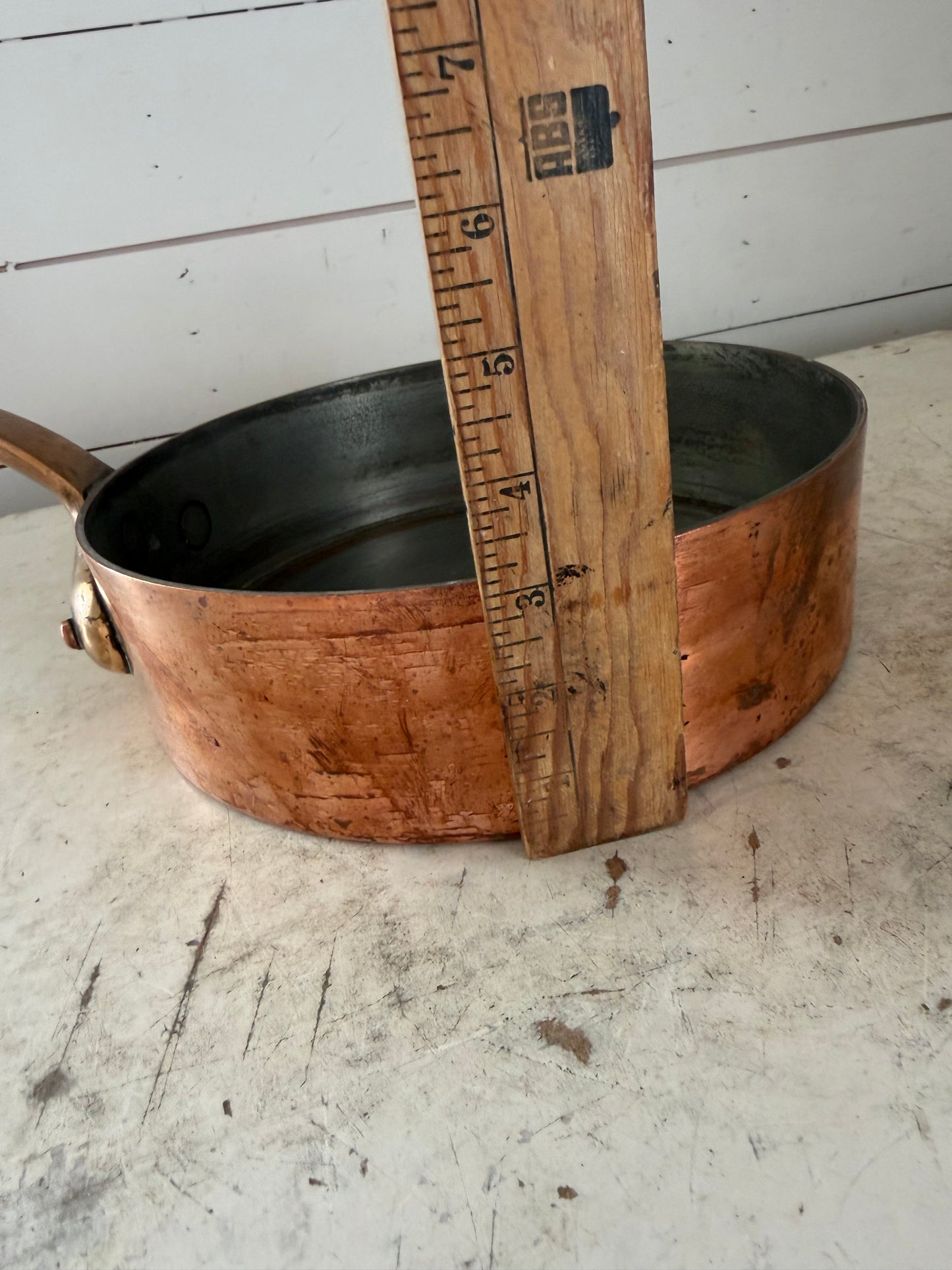 Antique English HELVETIA’ COPPER SAUCEPAN brass HANDLE