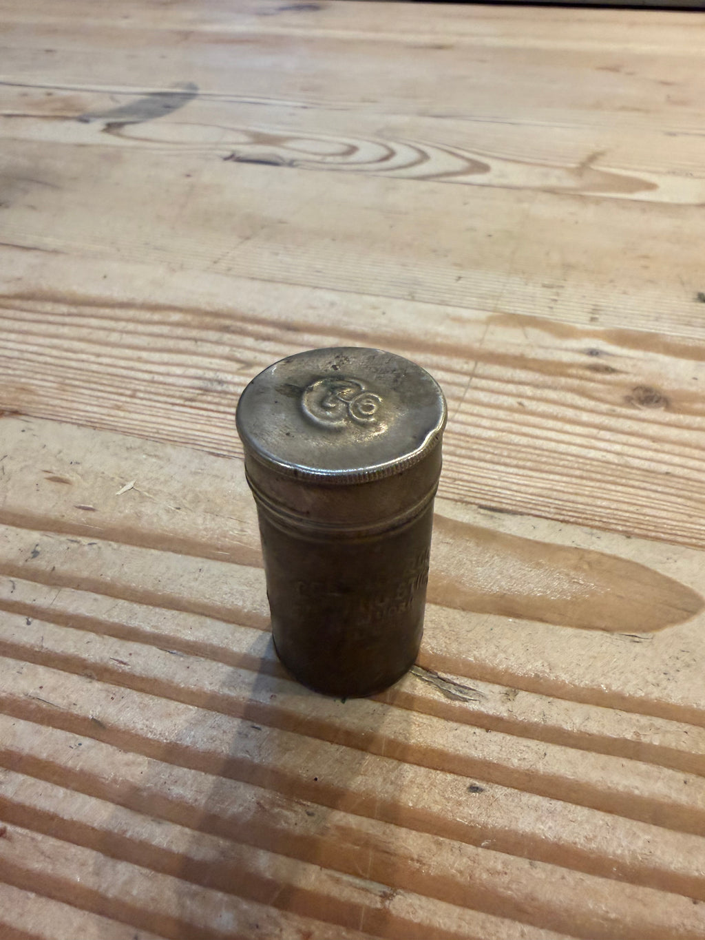 Antique Colgate & Co. Shaving Stick Tin: Early 1900s Grooming Collectible