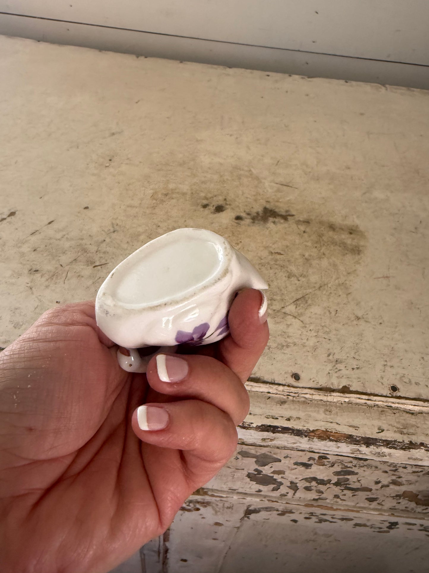 2” High Porcelain Toothpick Holder Swan Violet Flowers