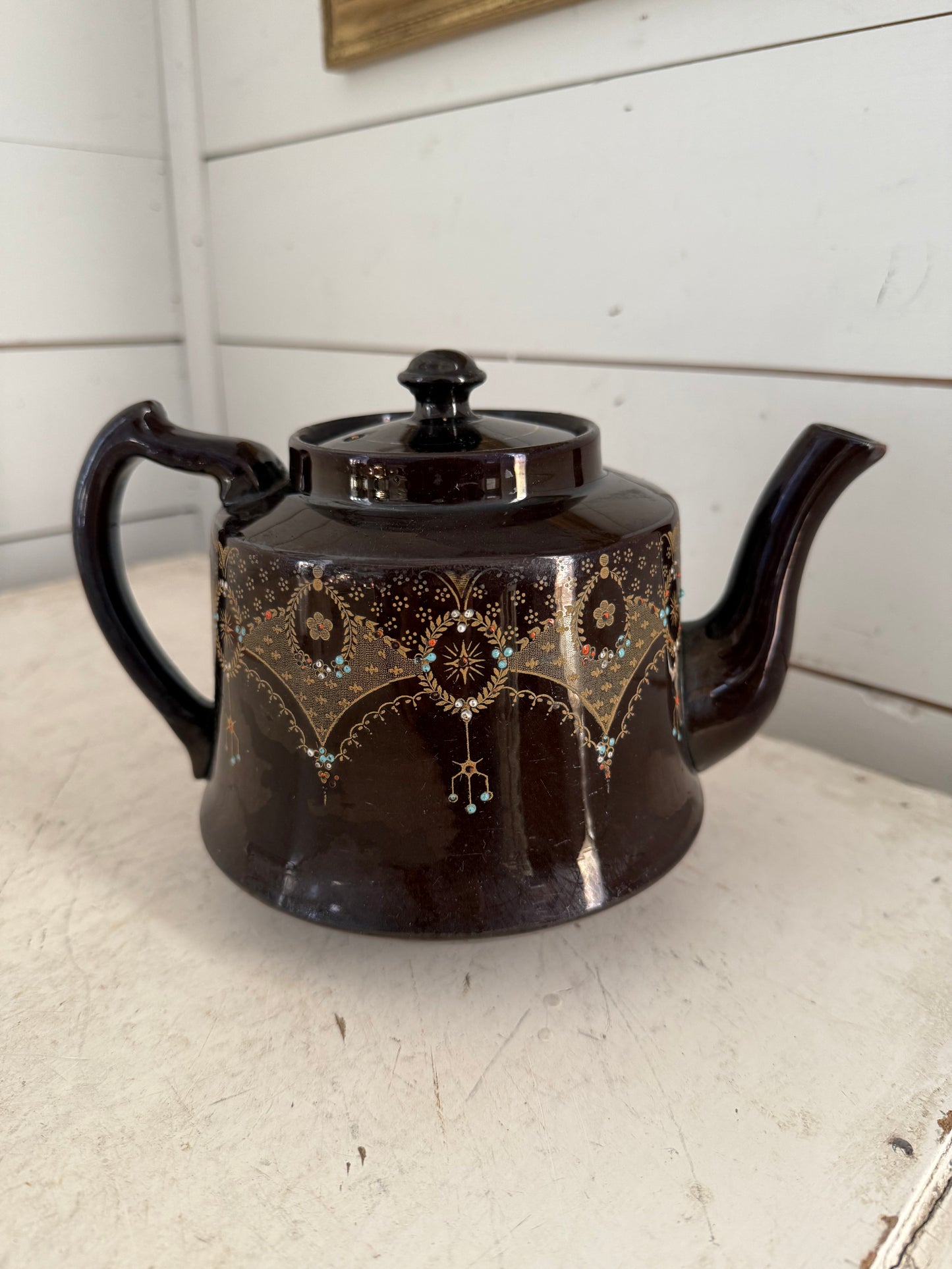 Vintage Gibson & Sons Ltd Moriage style Teapot,