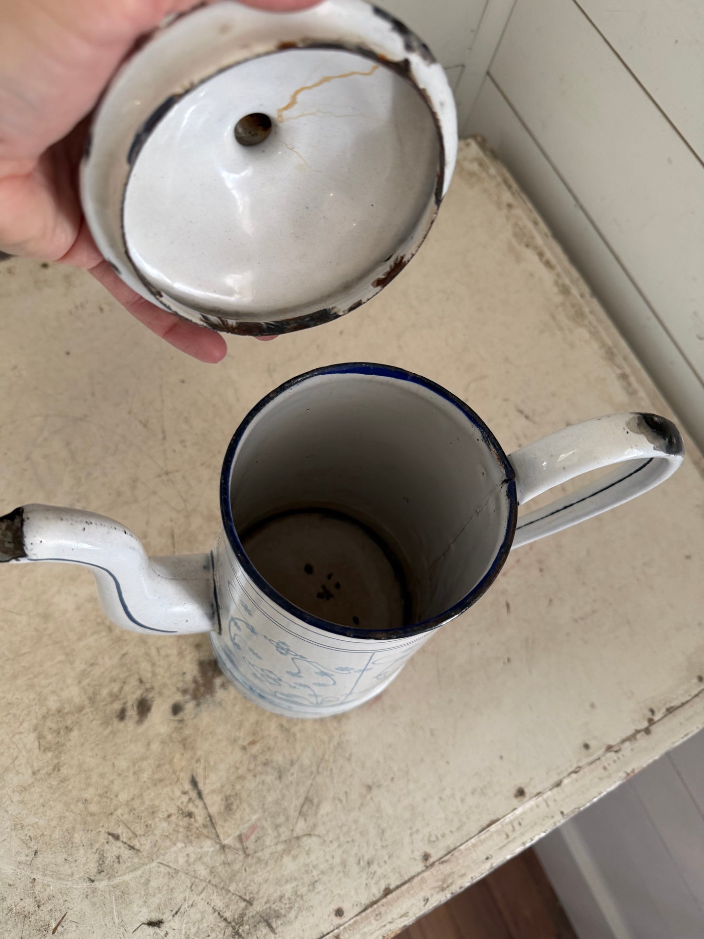 Old Brocante Enamel Coffee Pot Coffee Pot Saks Motif