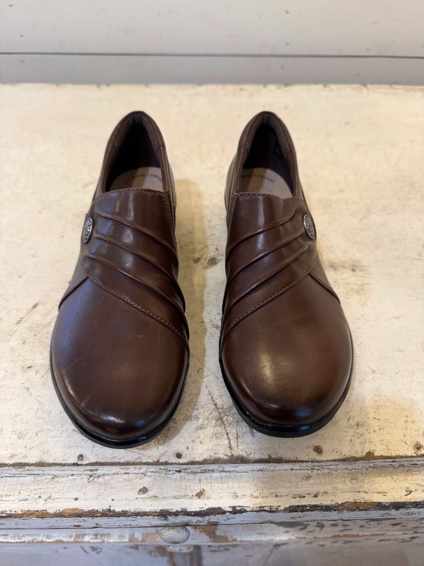 Clarks Hope Roxanne slip-on shoe in dark brown leather - Women’s Size 7 New in box