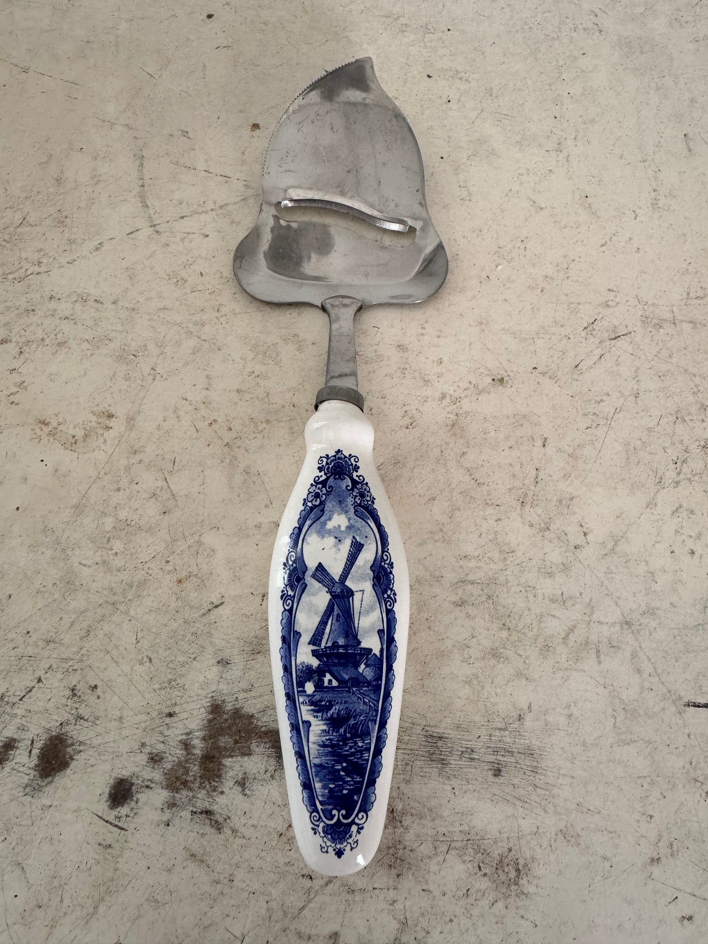 Vintage Delft Blue Holland Windmill Cheese Cutter