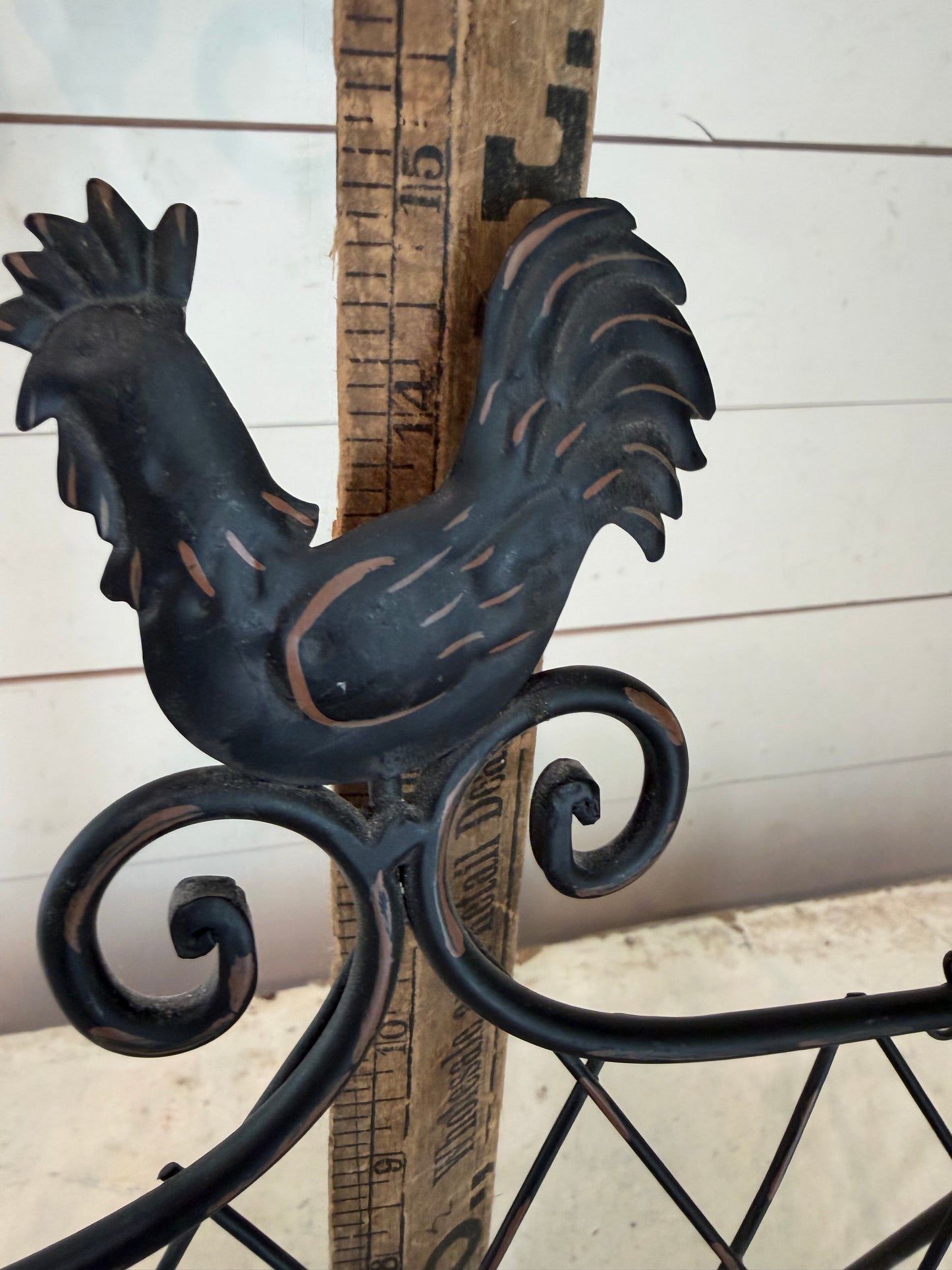 Metal cookbook holder with rooster
