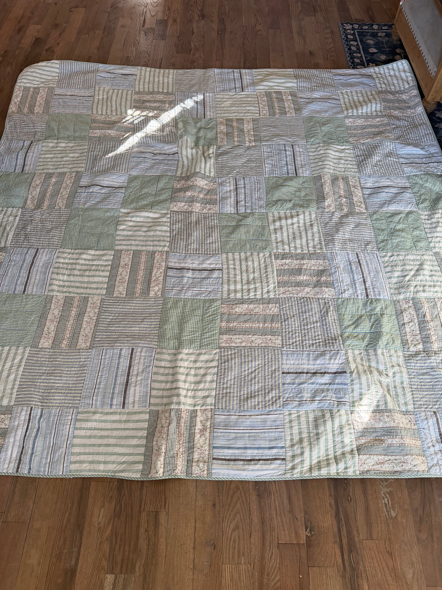 Blue & Green Square Style Quilt with Pillow shams - queen Size