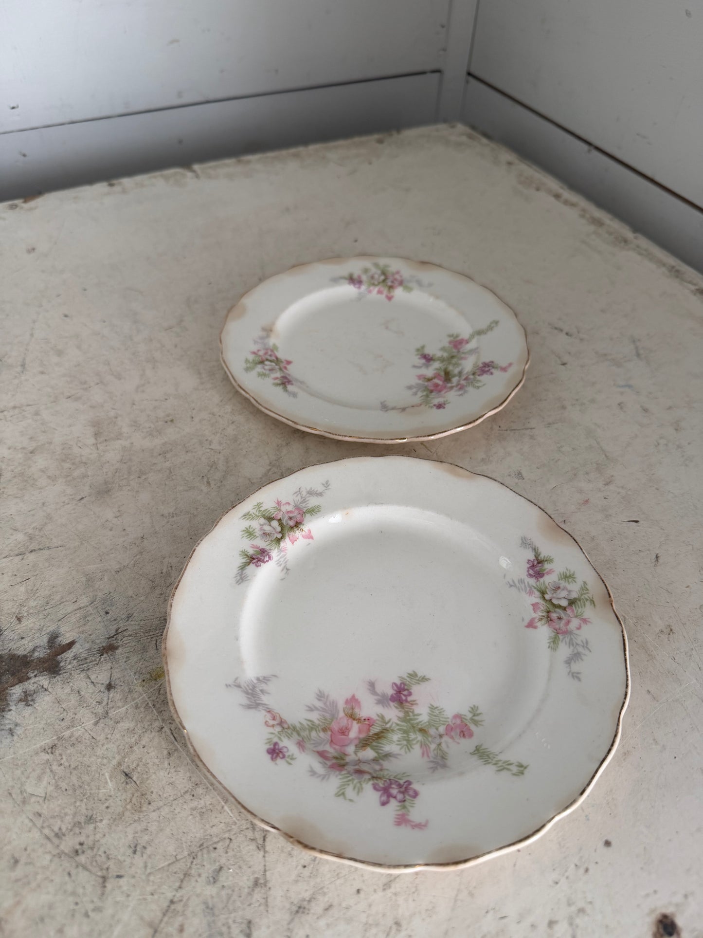 Set of plates will get turned into a tiered tray