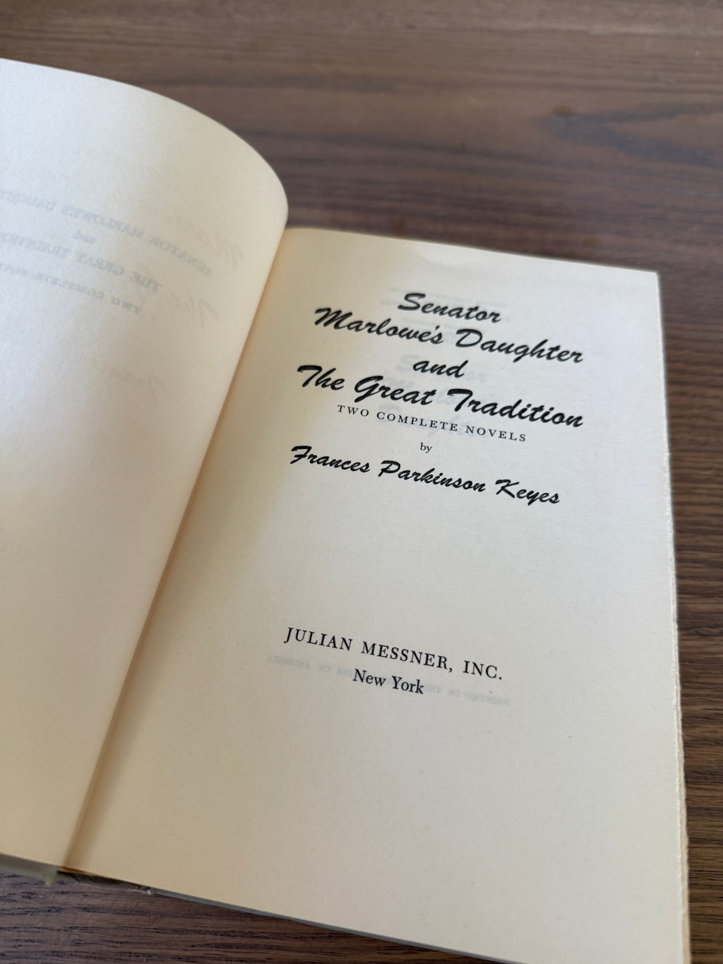 Senator Marlowe‘s daughter - Book